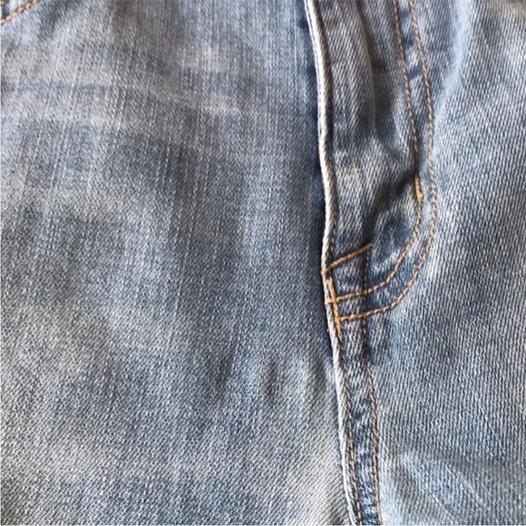 Elle Moss Jordan High Waist Straight Leg Raw Hem Jeans Light Wash - Picture 15 of 15